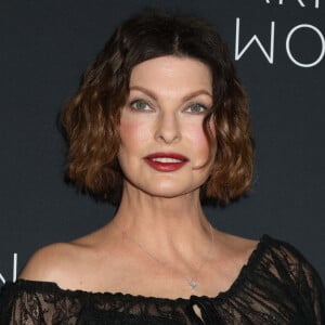 L'actrice a inclus une photo de Linda Evangelista, la mère d'Augustin et ex-compagne de son mari
Linda Evangelista lors du 3e dîner annuel de la Fondation Kering consacré aux femmes, qui s'est tenu à The Pool. Nancy Kaszerman/ZUMA Press Wire/+Bestimage