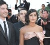 Dans la vie, l'interprète de "Monsieur Aznavour" est l'époux de Leïla Bekhti, mère de leurs quatre enfants.
Leïla Bekhti et Tahar Rahim à Cannes.