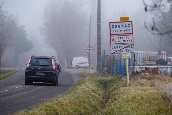 Panneau d'entrée de la ville. De nouvelles fouilles ont été entreprises par la gendarmerie et l'armée pendant 1 mois dans l'affaire Jubillar. Disparue sans laisser d'indice depuis plus d'un an, Delphine Jubillar est recherchée par les enquêteurs, et son mari, incarcéré depuis 7 mois, reste le principal suspect. 18 janvier 2022, Cagnac-les-Mines, France. Photo par Patrick Batard / ABACAPRESS.com