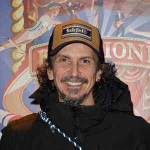 Arnaud Tsamere au photocall de la générale de "Spectaculaire", le spectacle du cirque d'Hiver Bouglione à Paris, France, le 19 octobre 2024. © Coadic Guirec/Bestimage