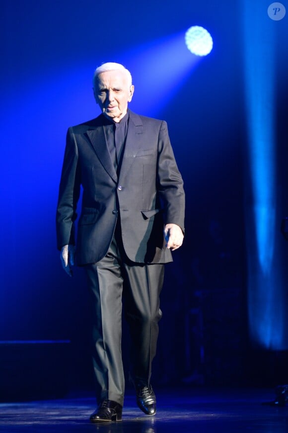 Charles Aznavour en concert au Palais des Sports à Paris, le 21 décembre 2016. © Guirec Coadic/Bestimage