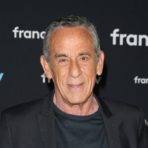 L'animateur était en procès contre le groupe Bolloré, propriétaire de Canal+ et C8, entre autres
Thierry Ardisson au photocall pour la conférence de presse de rentrée de France TV à la Grande Halle de la Villette à Paris, France, le 11 juillet 2023. © Coadic Guirec/Bestimage 