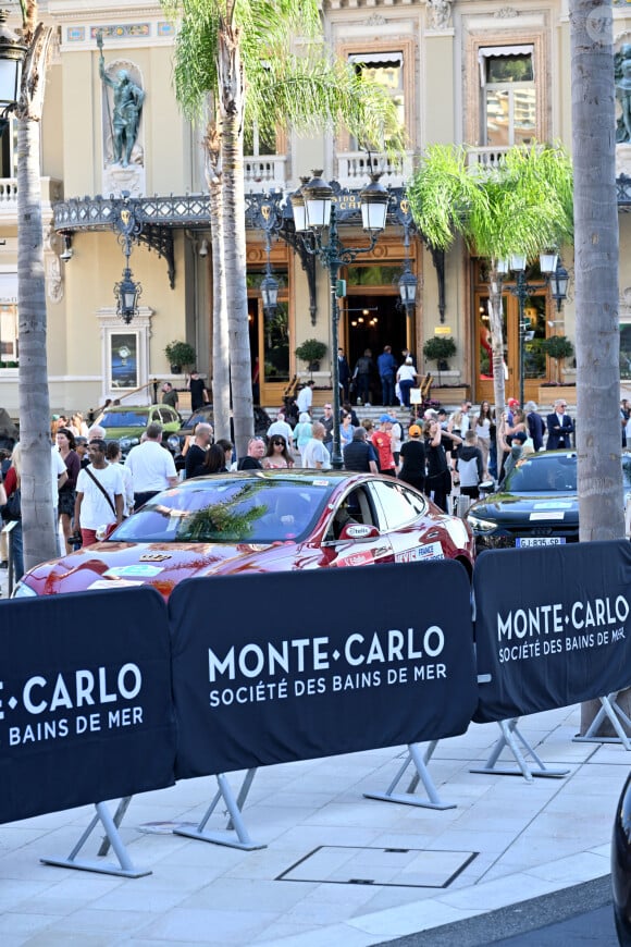 Illustration du départ du 8ème E-Rallye de Monte-Carlo, sur la place du Casino à Monaco, le 23 octobre 2024. Des véhicules 100% électriques vont s'affronter du 23 au 26 octobre, sur 250 kilomètres de route autour de la© Bruno Bebert / Bestimge