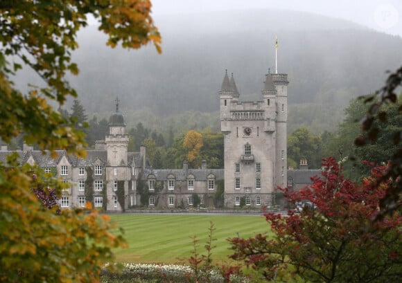 Photo d'archives du 21/9/2017 du château de Balmoral. Les visiteurs pourront voir pour la première fois cet été des parties du château de Balmoral utilisées par la famille royale. Des visites guidées seront proposées du 1er juillet au 4 août, avant l'arrivée du roi et de la reine pour leurs vacances d'été dans l'Aberdeenshire, chaque groupe étant limité à 10 personnes.