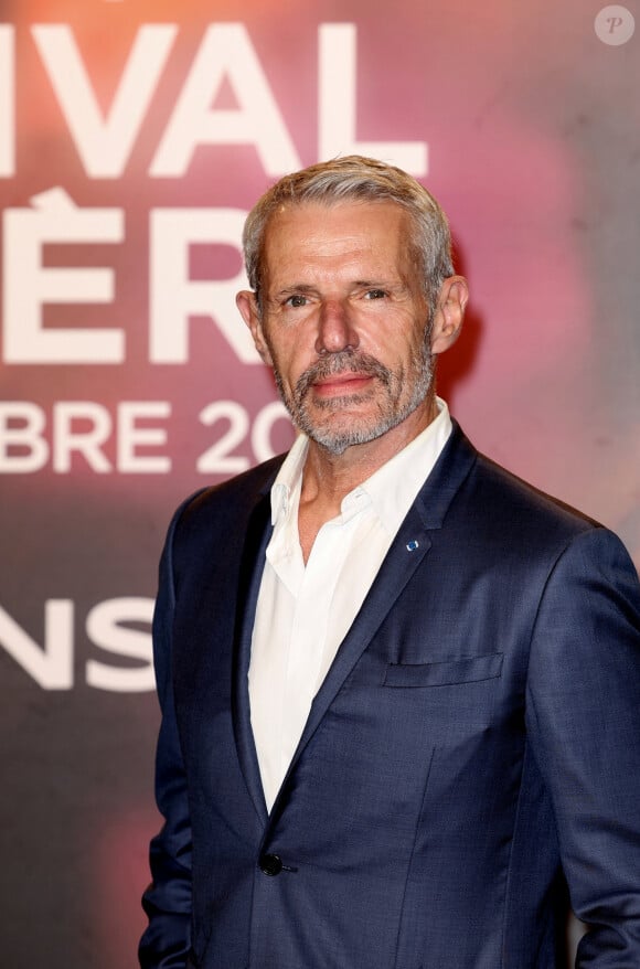 À 66 ans, l'acteur français n'a pas d'enfants et ne souhaite pas en avoir...
Lambert Wilson au photocall de la cérémonie d'ouverture de la 15ème édition du festival Lumière à la Halle Tony Garnier de Lyon le 12 octobre 2024. © Dominique Jacovides / Bestimage 