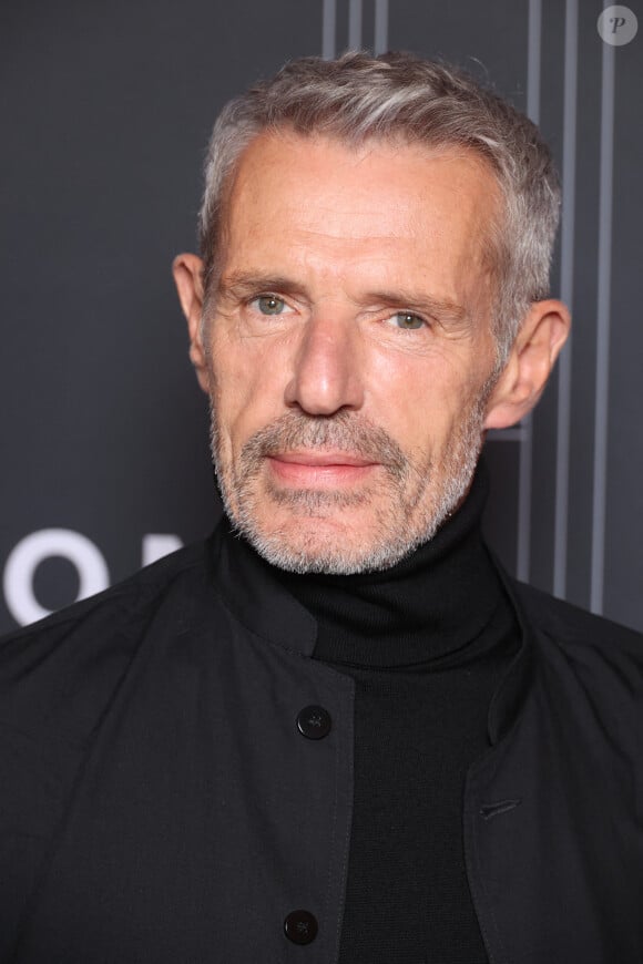 Dans une interview accordée à "Télé 2 semaines", Lambert Wilson se confie dans détour : "J'ai l'impression de ne rien savoir. Sans doute parce que je n'ai pas d'enfant."...
Lambert Wilson assiste à la première parisienne de la série dramatique de mode Apple TV+ "La Maison" à Elysees Biarritz à Paris, France, le 12 septembre 2024. Photo par Jerome Dominé/ABACAPRESSCOM