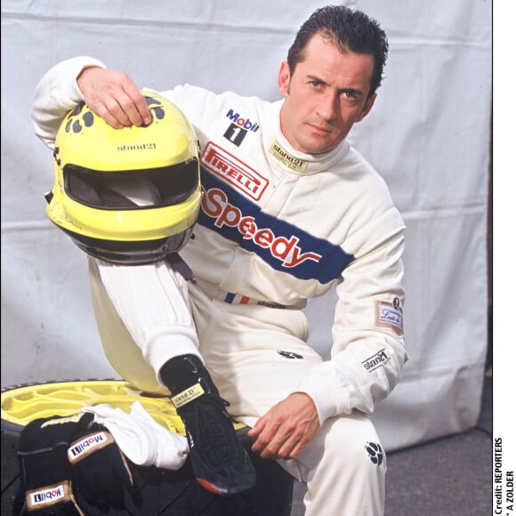 "CHRISTOPHE DECHAVANNE" A ZOLDER "PLAN SERRE" HOMME CASQUE PILOTE ANIMATEUR PRESENTATEUR COMBINAISON 