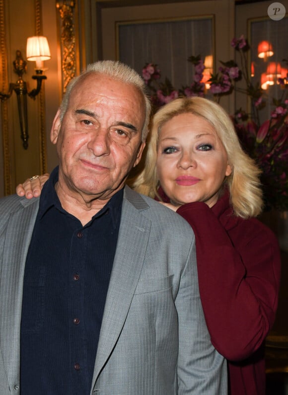 Michel Fugain et Sanda Fugain - Lancement du livre "Sardou Regards" de B.Kossek à l'hôtel Raphael à Paris, France, le 15 avril 2019. © Coadic Guirec/Bestimage  "Sardou Regards" book launch at the Raphael Hotel in Paris, France, on April 15, 2019.