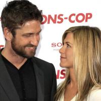 Gerard Butler et Jennifer Aniston encore collés-serrés lors de leur opération séduction...