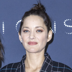 Marion Cotillard au photocall du dîner César Révélations 2024 à L'Élysée Montmartre à Paris le 15 janvier 2024. © Olivier Borde / Bestimage 