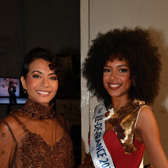 Vaimalama Chaves, Julie Dupont - Backstage du défilé d'ouverture du salon du chocolat 2024 à Paris porte de Versailles en faveur de l'association Mécénat Chirurgie Cardiaque à Paris le 29 octobre 2024. © Perusseau-Veeren/Bestimage