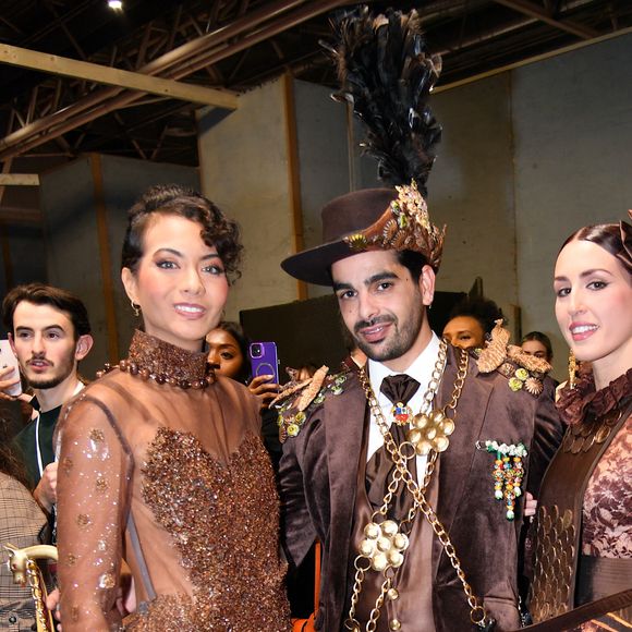 Vaimalama Chaves, Christophe Licata, Ana Riera - Backstage du défilé d'ouverture du salon du chocolat 2024 à Paris porte de Versailles en faveur de l'association Mécénat Chirurgie Cardiaque à Paris le 29 octobre 2024. © Perusseau-Veeren/Bestimage