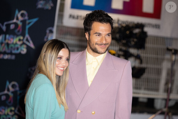 
Amir Haddad et Lital Haddad assistent à la 24e édition des NRJ Music Awards - Arrivée sur le tapis rouge au Palais des Festivals le 18 novembre 2022 à Cannes, France.