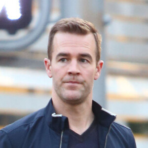 Exclusif - James Van Der Beek se promène dans les rues de Beverly Hills, le 9 décembre 2015 