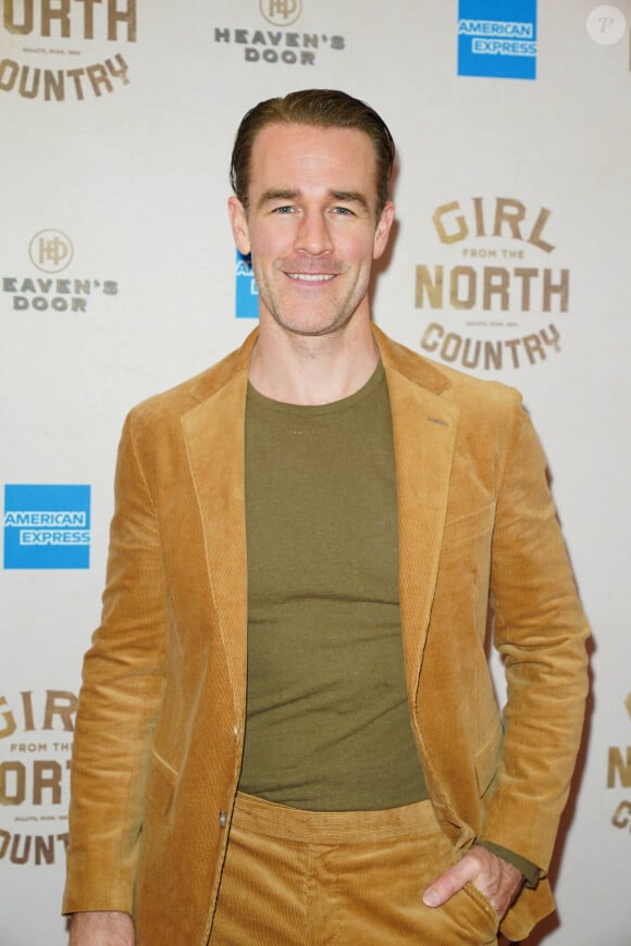 James Van Der Beek - Les célébrités assistent à la générale de la comédie musicale "Girl From The North Country" au théâtre Belasco à New York, le 5 mars 2020. 