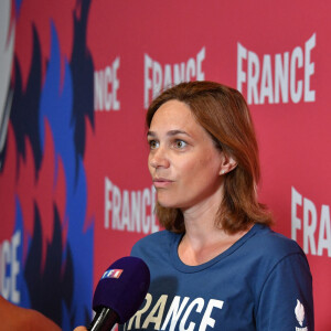 Nathalie Pechalat présidente du Club France - L'équipe de France de natation acclamée au club France lors des Jeux Olympiques de Paris2024 (JO) le 5 aout 2024.