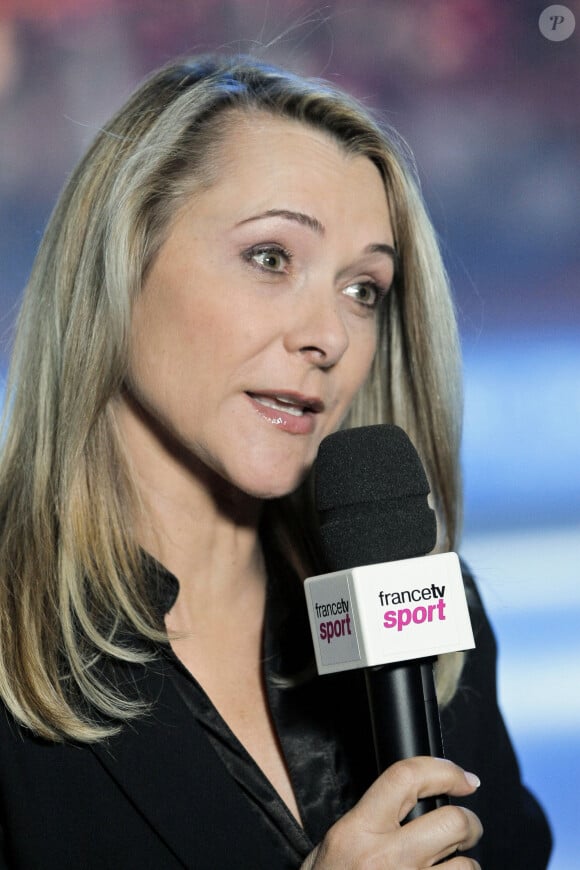Annick Dumont, ex femme de Gilles Beyer et Didier Gailhaguet - Trophée Eric Bompard à Paris le 19 novembre 2012. © Stéphane Allaman / Panoramic / Bestimage