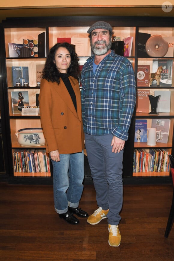 Ils se sont mariés en 2007 et ont eu deux enfants ensemble, Émir et Selma

Exclusif - Rachida Brakni et Éric Cantona lors d'une conférence de presse de la série (France 3) "Le voyageur: La permission de minuit" au restaurant Les Editeurs à Paris, France, le 25 février 2020. La série sera diffusée sur France 3 le mardi 17 mars 2020. © Coadic Guirec/bestimage