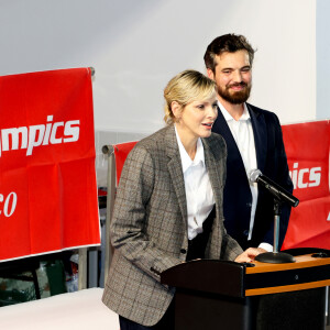 Exclusif - La princesse Charlene de Monaco et Pierre Klaveren, le président de Special Olympics Monaco - La princesse Charlene de Monaco a présidé la cérémonie d'ouverture du meeting européen de natation " Princesse Charlène " organisé par Special Olympics Monaco au Centre Nautique Albert II à Monaco. Le 26 octobre 2024. © Claudia Albuquerque / Bestimage 