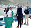 Où le prince s'est entretenu avec des pêcheurs et des acteurs d'Abalobi, plateforme permettant de soutenir les pêcheurs artisanaux
Le prince William rencontre l'équipe d'ABALOBI & Fish with a Story et des pêcheurs locaux à Kalk Bay Harbour à Cape Town le 7 novembre 2024. Photo by Aaron Chown/PA Wire/ABACAPRESS.COM