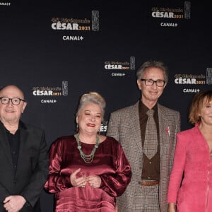 Christian Clavier, Michel Blanc, Josiane Balasko, Thierry Lhermitte, Marie-Anne Chazel, Gérard Jugnot et Bruno Moynot lors de la 46e édition de la cérémonie des César du cinéma à l'Olympia à Paris, France, le 12 mars 2021. Photo par David Niviere/Pool/ABACAPRESS.COM