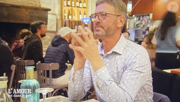 Christophe avec son prétendant Yann dans "L'amour est dans le pré", M6