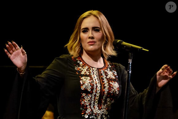 On l'avait apercue en octobre lors d'un concert d'Adele à Las Vegas
Adele (Adele Laurie Blue Adkins MBE) en tête d'affiche du festival de Glastonbury. Pilton, Royaume-Uni - samedi 25 juin 2016. Photographie : © Photoshot, /PCN/ABACAPRESS.COM