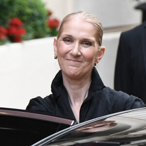 Apparition surprise avec son fils René-Charles
Céline Dion à la sortie de l'hôtel Royal Monceau à Paris avant l'ouverture des Jeux Olympiques (JO) de Paris, à Paris, France