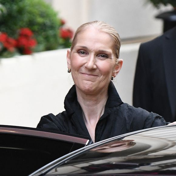 Apparition surprise avec son fils René-Charles
Céline Dion à la sortie de l'hôtel Royal Monceau à Paris avant l'ouverture des Jeux Olympiques (JO) de Paris, à Paris, France