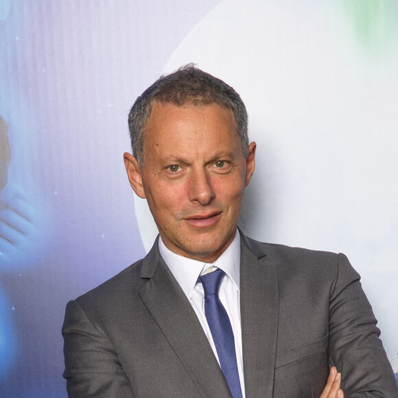 Marc-Olivier Fogiel - Photocall de la soirée du 6ème Gala caritatif de l'Institut Rafaël et de la Zag Foundation, dédié à l'accompagnement des enfants en santé intégrative au Pavillon Gabriel à Paris le 12 novembre 2024. © Erez Lichtfeld/Bestimage