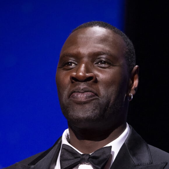 "Avant la notoriété, quand je sortais sans mes papiers, que je ne pouvais pas faire demi-tour pour rentrer chez moi, je vivais des journées difficiles."
Omar Sy - Cérémonie de clôture du 77ème Festival International du Film de Cannes au Palais des Festivals à Cannes. Le 25 mai 2024. © Borde-Jacovides-Moreau / Bestimage 