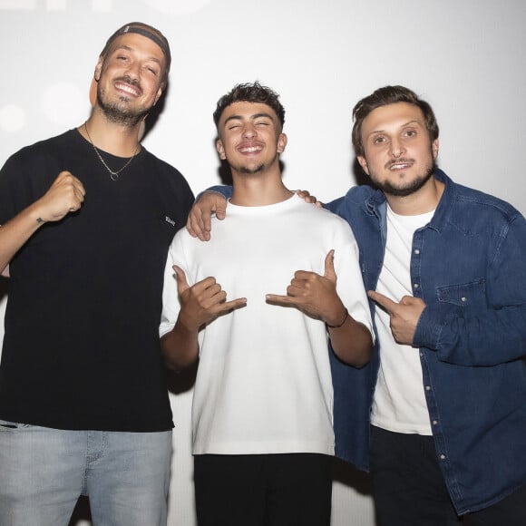 Exclusif - Carlito (Raphaël Carlier), Inoxtag (Inès Benazzouz, McFly (David Coscas) - Avant-première du film "La Traversée" de McFly et Carlito retraçant leur traversée vers la Corse: en Septembre 2020, Paris le 16 décembre 2021. © Jack Tribeca / Bestimage 