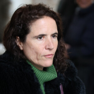 ...dont il aura une fille, Mazarine.
Mazarine Mitterrand Pingeot lors de la cérémonie d'enterrement de Frédéric Mitterrand à l'église Saint-Thomas d'Aquin à Paris, France, le 26 mars 2024. Frédéric Mitterrand était un homme politique français qui a été ministre de la culture sous la présidence de Nicolas Sarkozy. Il était acteur, scénariste, présentateur de télévision, écrivain, producteur, réalisateur et neveu de l'ancien président François Mitterrand. Obseques de Frederic Mitterrand a l'eglise Saint-Thomas d'Aquin a Paris, France, le 26 mars 2024. Frederic Mitterrand etait un homme politique français qui a ete ministre de la culture sous la presidence de Nicolas Sarkozy. Il etait acteur, scenariste, presentateur de television, ecrivain, producteur, realisateur et neveu de l'ancien president Francois Mitterrand. Photo par DNPhotography/ABACAPRESS.COM
