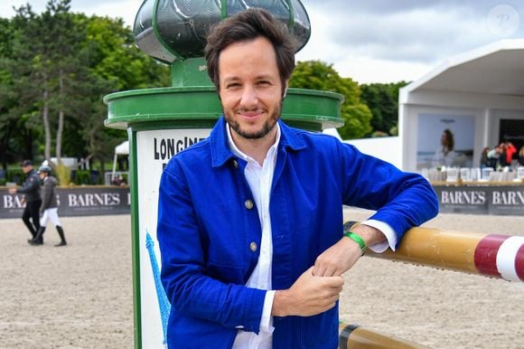 Les secrets pour réussir une famille recomposée
Le chanteur Vianney à la reconnaissance du prix Barnes lors de la 10ème édition du "Longines Paris Eiffel Jumping" à la Plaine de Jeux de Bagatelle © Perusseau-Veeren/Bestimage 