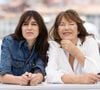 Car elles ont dû la vider
Charlotte Gainsbourg, Jane Birkin (habillée en Celine) au photocall du film Jane par Charlotte (Cannes première) lors du 74ème festival international du film de Cannes le 8 juillet 2021 © Borde / Jacovides / Moreau / Bestimage