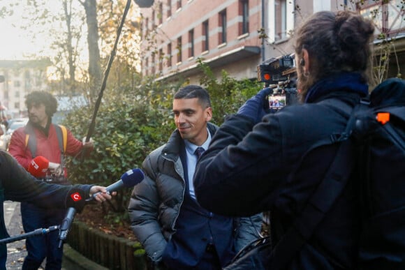 Mourad Battikh, avocat des victimes de l'accident de Pierre Palmade, arrive au tribunal de Melun le 20 novembre 2024. © Christophe Clovis / Bestimage 