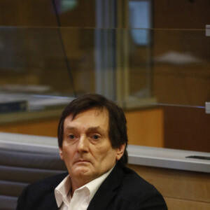 Pierre Palmade au tribunal de Melun avec ses avocats pour son procès pour blessures involontaires à la suite d'un accident de la route en février 2023 dans lequel sa voiture a percuté un autre véhicule à Melun. Le 20 novembre 2024. © Christophe Clovis / Bestimage
