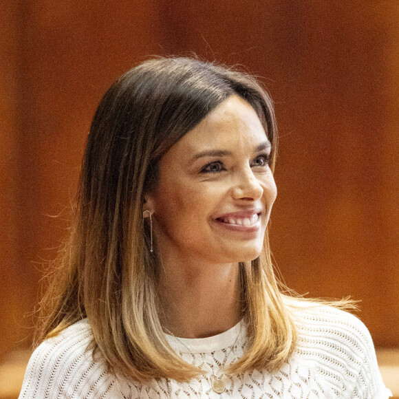 Des fibres qui sont pourtant très importantes pour la santé.
Les Ambassadeurs des Relais de la Flamme Olympique Marine Lorphelin (Miss France 2013) - Dévoilement du parcours du relais de la flamme des Jeux Olympiques de Paris 2024 dans la grand amphitheatre de la Sorbonne à Paris le 23 juin 2023.