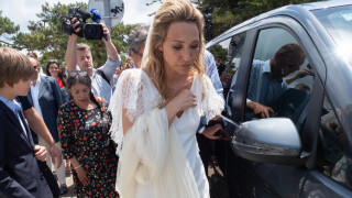 Laura Smet renversante lors de son mariage : sa tenue a alimenté une idée très symbolique, explications !