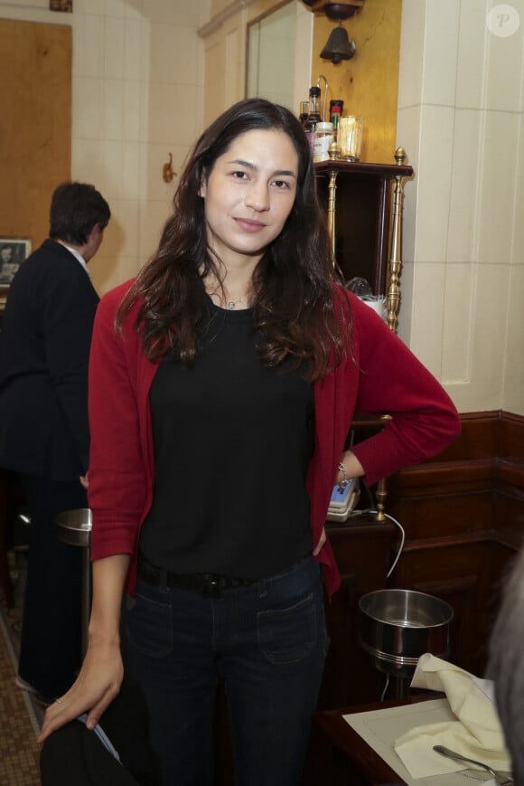 Ou encore Line Papin, désormais ex-femme de Marc Lavoine.
Line Papin - Remise du Prix Vins et Livres aux Deux Magots à Paris, France, le 11 mars 2024.