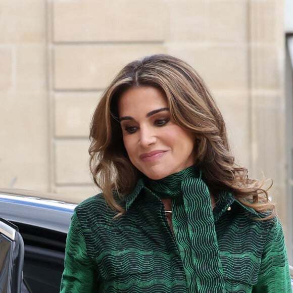 Le Président de la République française, Emmanuel Macron et la première dame Brigitte Macron reçoivent le Roi Abdallah II de Jordanie et la Reine Rania, pour un déjeuner de travail au Palais de l'Elysée à Paris, le 24 juin 2024. © Stéphane Lemouton / Bestimage