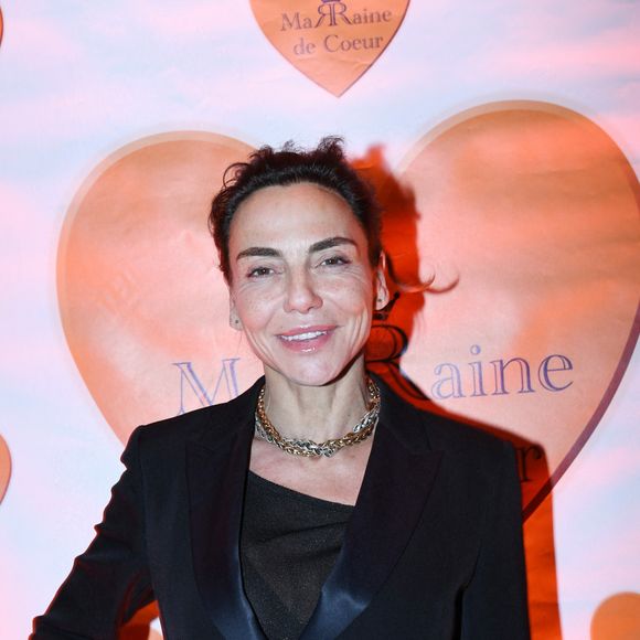 Après le choc du cambriolage de son moulin, la femme d'affaires a décidé de revenir en force. 
Exclusif - Sandra Sisley - Soirée de gala de l'Association "Marraine De Coeur" au Fouquet's Barrière à Paris.