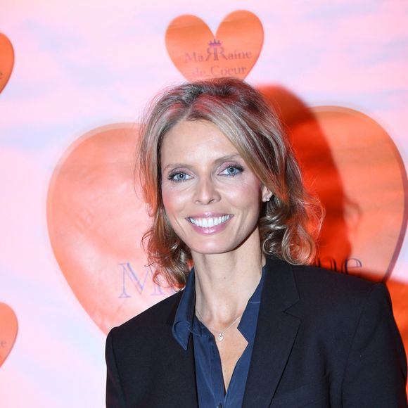 Elle participait avec Sylvie Tellier et d'autres célébrités lundi 25 novembre au gala de l'Association "Marraine De Coeur" au Fouquet's Barrière à Paris. 
Exclusif - Sylvie Tellier - Soirée de gala de l'Association "Marraine De Coeur" au Fouquet's Barrière à Paris le Lundi 25 Novembre 2024.