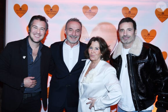 A cette occasion, des personnalités comme Richard Orlinski ont également répondu à l'appel pour la bonne cause. 
Exclusif - Johann Perathoner, Pascal Sellem, Carla Morri, Richard Orlinski - Soirée de gala de l'Association "Marraine De Coeur" au Fouquet's Barrière à Paris le Lundi 25 Novembre 2024.