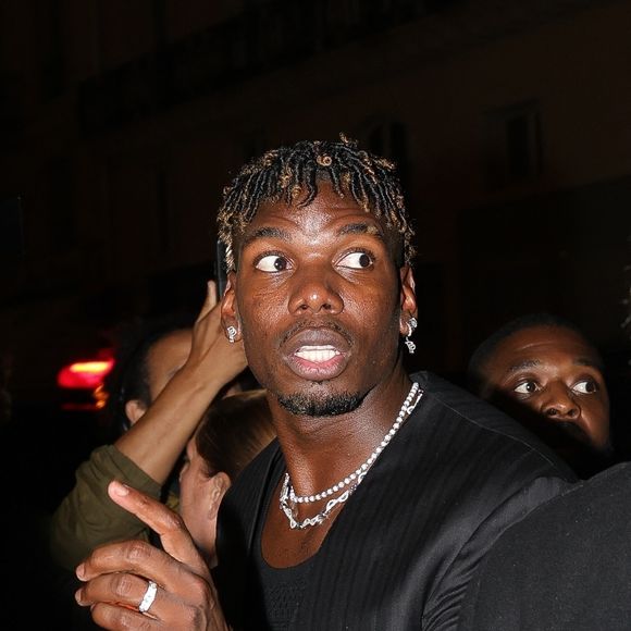 "Des fois, je venais, je rendais visite, je donnais du cash aux parents, certains ont des enfants...", explique le footballeur
 
Paul Pogba à Paris.