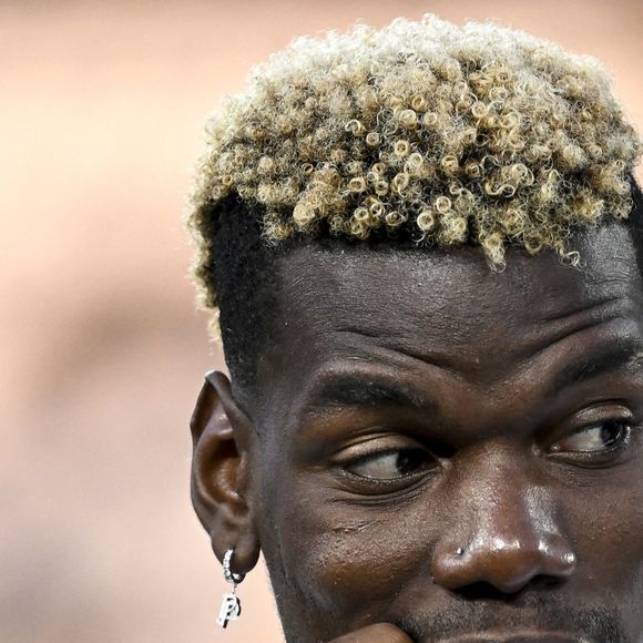En 2021, il donne 20 000 euros à l'un des accusés et 15 000 € à deux autres
 
Paul Pogba avec la Juventus.