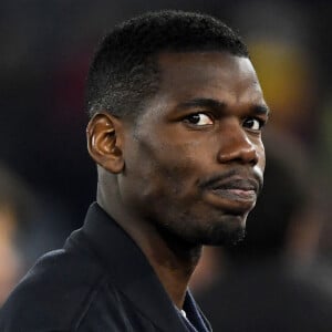 Paul Pogba très généreux envers sa famille et ses proches
 
Paul Pogba - Match AS Roma contre la Juventus de Turin (1 - 0) au stadio Olimpico à Rome. Insidefoto / Panoramic / Bestimage