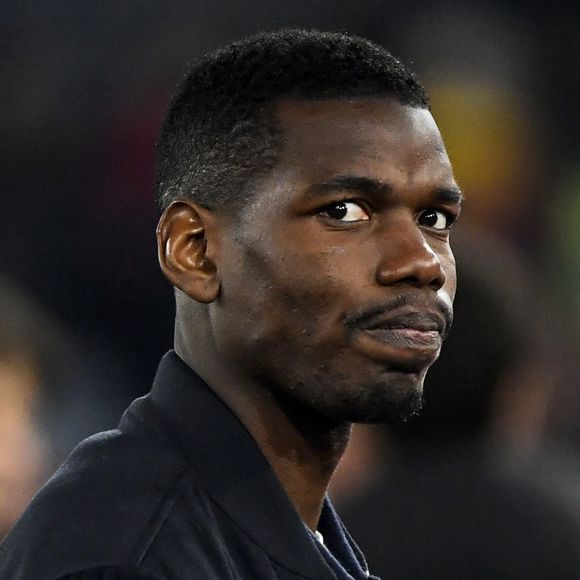 Paul Pogba très généreux envers sa famille et ses proches
 
Paul Pogba - Match AS Roma contre la Juventus de Turin (1 - 0) au stadio Olimpico à Rome. Insidefoto / Panoramic / Bestimage
