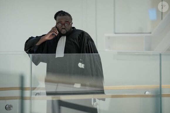 Maître Mbeko Tabula arrive au procès des amis d'enfance et du frère de Paul Pogba au tribunal correctionnel de Paris pour tentative d'extorsion de fonds envers l'ancien international de 31 ans en 2022. Photo Aurelien Morissard/ABACAPRESS.COM