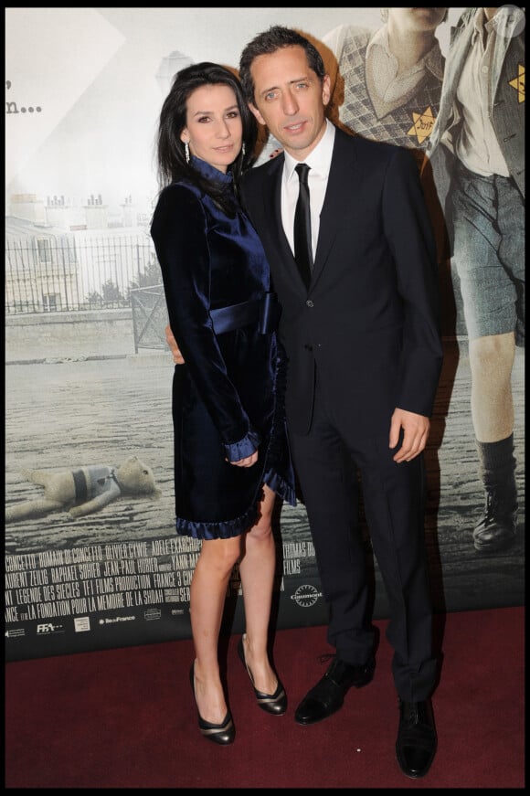 Marie Drucker et Gad Elmaleh - avant premiere du film "La Rafle" au cinema Gaumont Champs Elysees